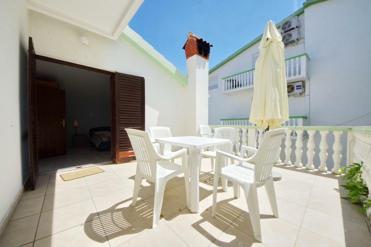 Apartments Eduard Vrsi Exterior foto